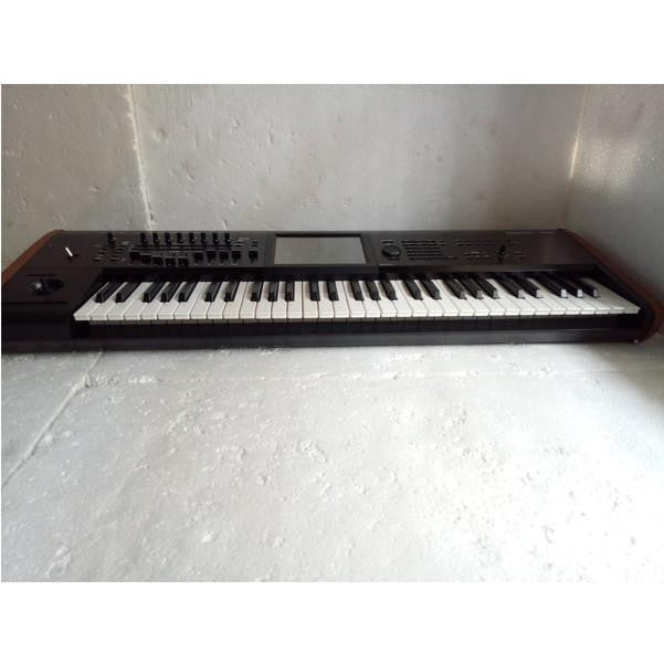 Korg Kronos 2 61 Keyboard Workstation Synthesizer Boxed + 23 month Warranty  at Rs 35000 in Ahmedabad